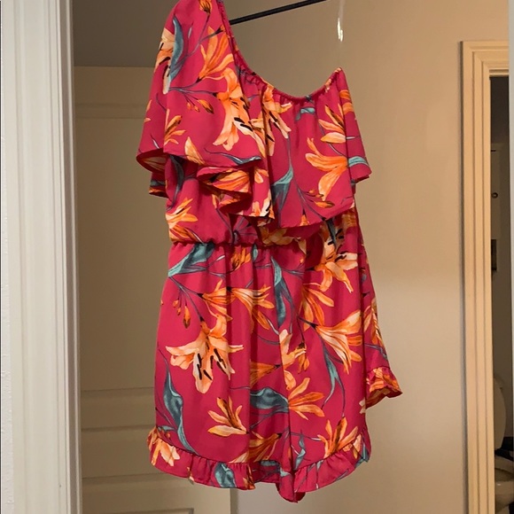 Floral Pink Romper NWT one shoulder - Picture 2 of 5